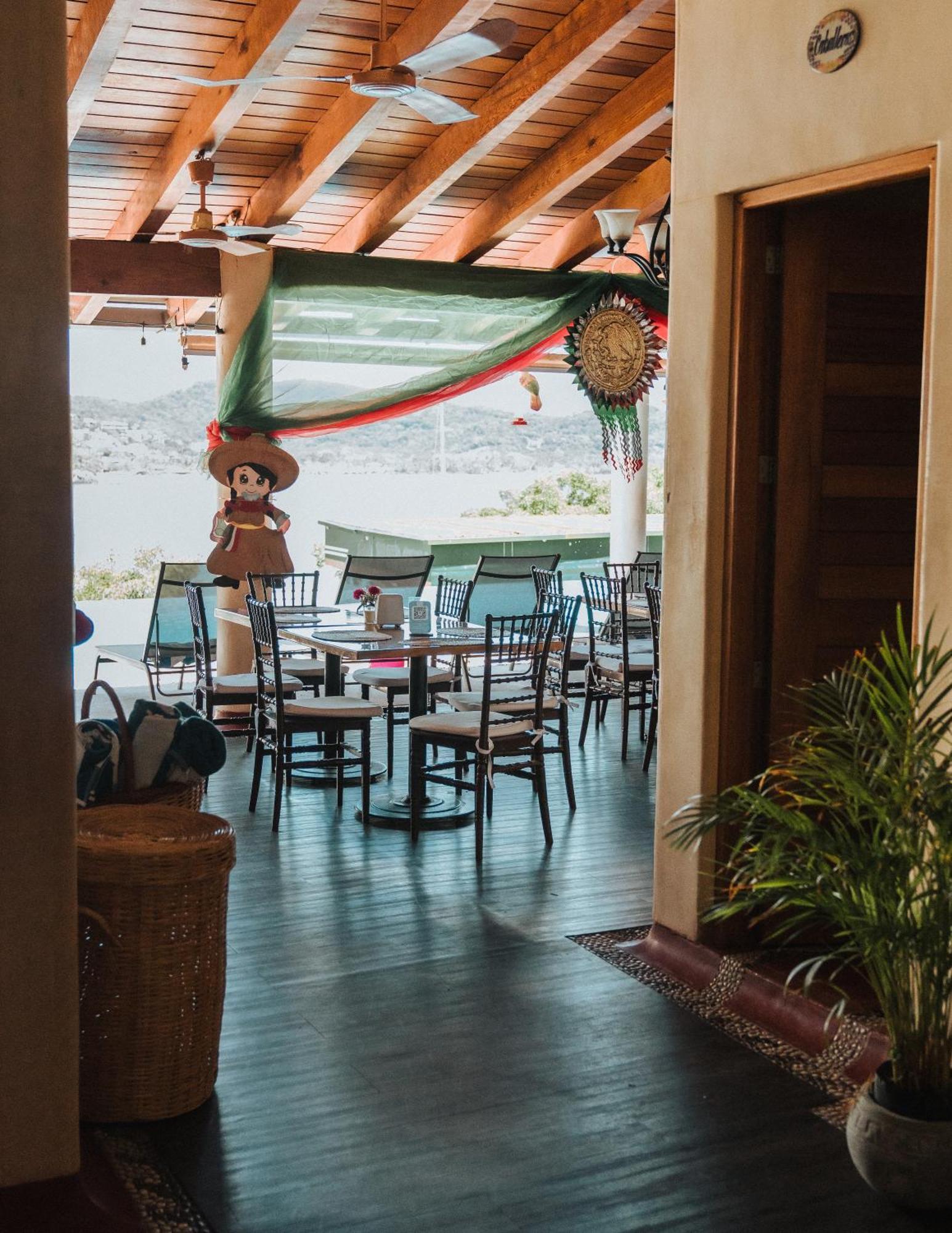 Villa Del Pescador Zihuatanejo Extérieur photo